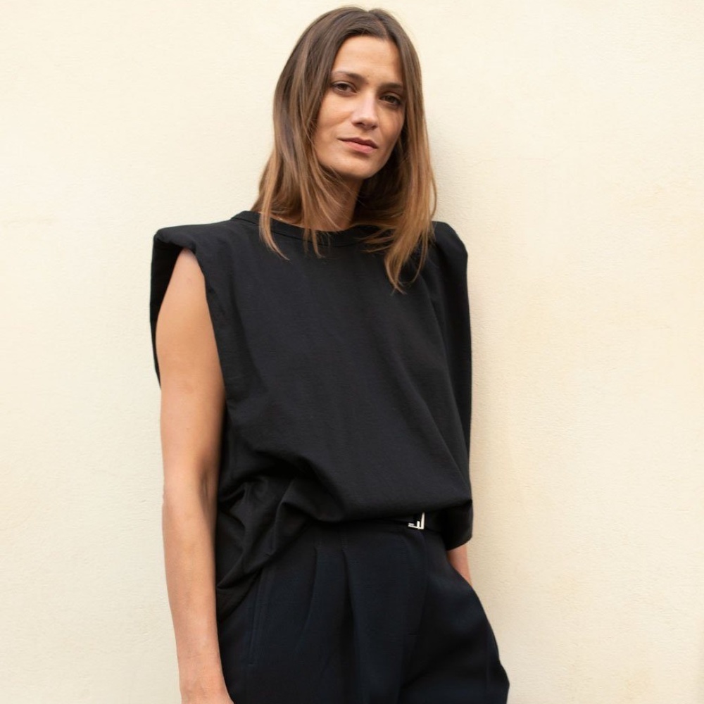 FRANKIE SHOP EVA PADDED SHOULDER MUSCLE T-SHIRT